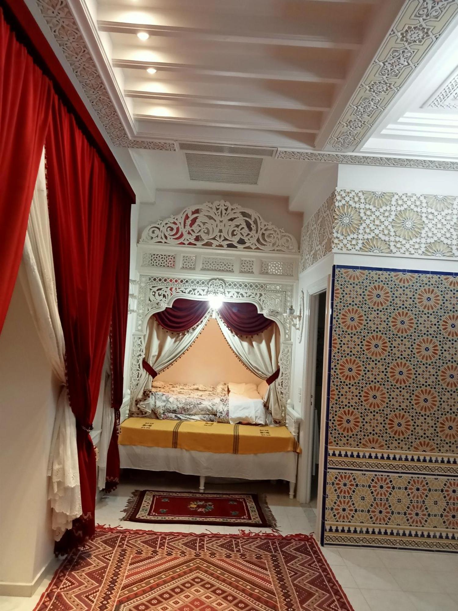 Chez Mme Jaouida Bed and Breakfast Kairouan Esterno foto